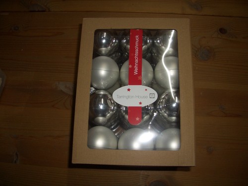 Christbaumkugeln - 36,