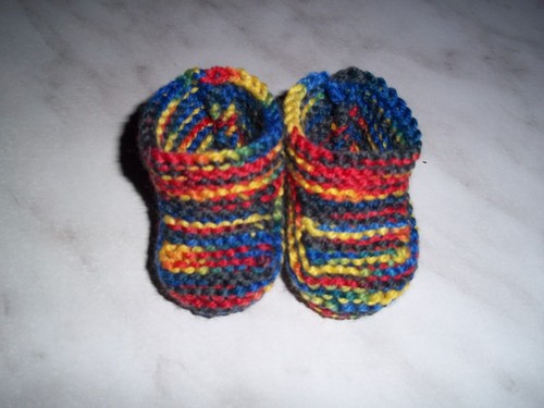 Handgestrickte puppenschuhe - handgestrickte,