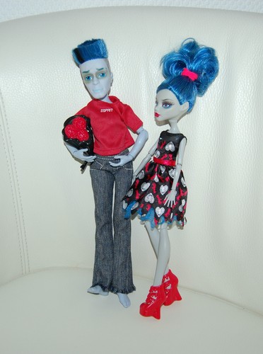 Monster high paar - love`s, not