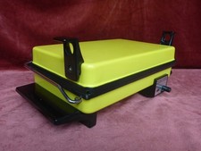 alter elektrischer Grill AKA Kontaktgrill Typ K1600 DDR wird heiß ohne Kabel