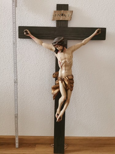 Hochwertiges holzkreuz mit - hochwertiges,