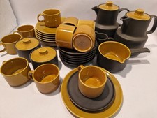 D11-BH MELITTA KAFFEESERVICE KERAMIK KAFFEEKANNE TELLER TASSE GESCHIRR MILCHKANE