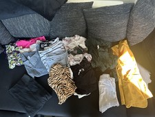 19 Tlg. Schönes Kleiderpaket Damen teils Marken Gr. 40 L