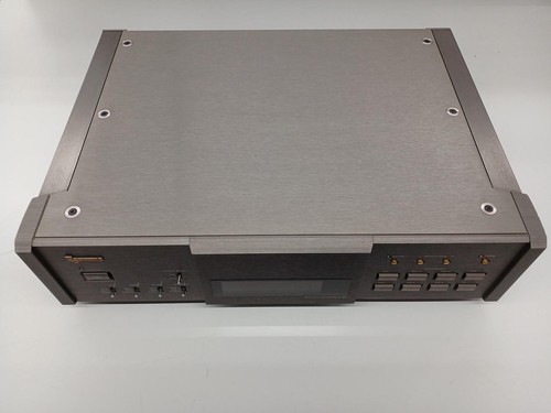 Esoteric high end d a - d-30, high-end
