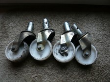 4 Stück Wicke Lenkrollen