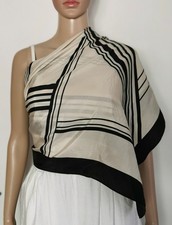 Banana Republic Seidentuch. Gebraucht in gutem Zustand. 100% Seide. 87cm*87cm