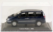 Lancia Phedra 2002 dunkelblau Vitrine 1:43 Modellauto