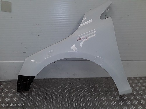 2013 volvo v40 kotflugel - v40,