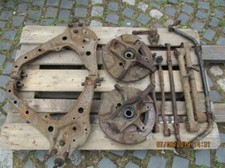 SUZUKI X90 VITARA: VORDERACHSE ZERLEGT ZUM RESTAURIEREN