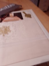 Sehr schöne hellbeige - , und