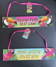 Tropische Vögel hängende