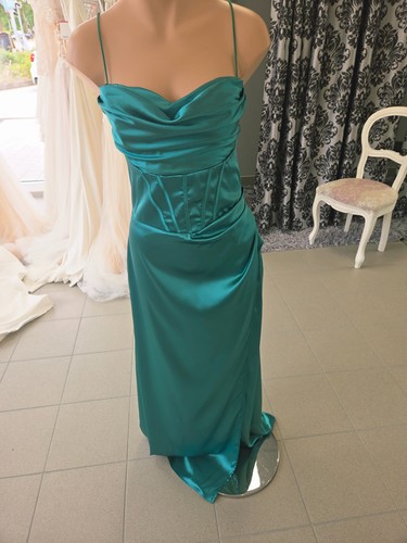 Abendkleid grün mit schlitz - abendkleid,