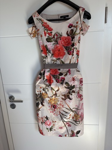 Comma kleid geblümt mit - kleid,