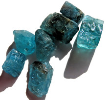 Blauer Turmalin roh - Indigolith 10 ct