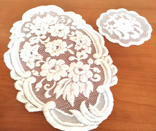 Plauener Spitzendecken aus