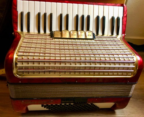 Hohner akkordeon rot concerto - hohner,