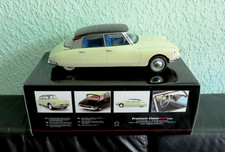 Premium ClassiXXs  - Citroen DS 19 - 1/12 - Champagne / Aubergine - 40045
