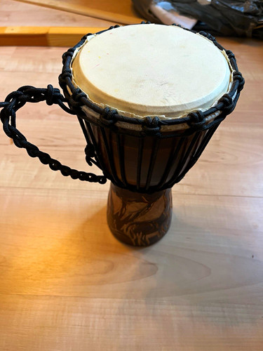 Djembe handtrommel aus holz - aus,