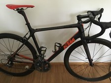 KTM REVELATOR – High-End Carbon-Roadrace – Tour de France Offer