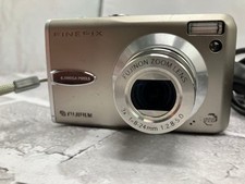 FUJIFILM FinePix F30 Kompakt