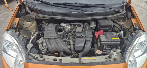 Vollständiger motor nissan - motor,