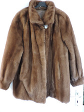 Nerzmantel Saga Mink Echtpelz Gr.42