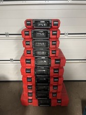 10 Hilti Boxen in verschiedenen Größen