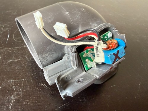 Gehäuseteil mit elektronik - gehäuseteil,