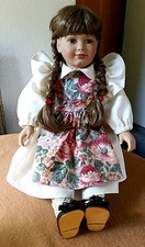 ZASAN Künstlerpuppe Vinyl Sitz Puppe 50cm - + 1 Extra Garnitur - Top Zustand.  