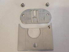 Stichplatte für Nähmaschine Singer Futura 1000 mit Schrauben