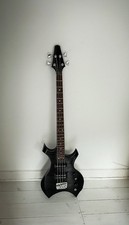 Neu! E-Bass/XB500+ E-Bass Verstärker, Gigbagtasche, Gurt, Kabel, Stimmgerät.