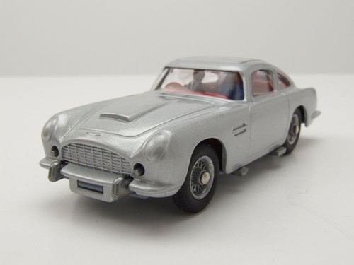 Aston martin db5 silber james - aston,