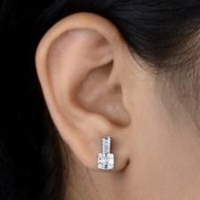 0,70 Ct Baguette Diamant
