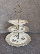 zauberhafte dreistöckige Etagere Teller Tirschenreuth Trianon Florenz 04858