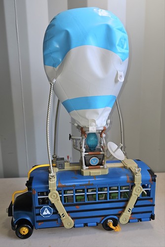 Fortnite deluxe battle bus - deluxe,