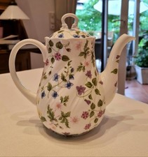 Queens 1875 Country Meadow