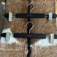 Hugo Boss Kleiderbügel Set 2 Stück Massiv Holz Selten Schwarz 