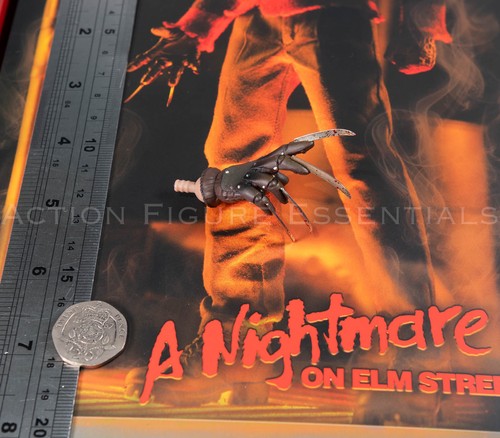 Freddy krueger gloved hand - krueger,