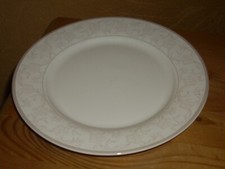 Via by R & B Ritzenhoff & Breker, Isabella, 1 Kuchenteller, beiges Blumen Dekor