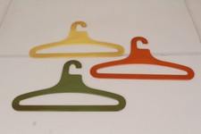 Kleiderbügel Schönbuch Quadro 60er 70er Jahre Pop Art Space Age Kunststoff 3 St.