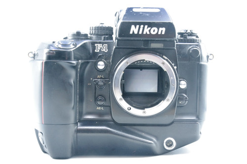 Nikon analoge - f4,