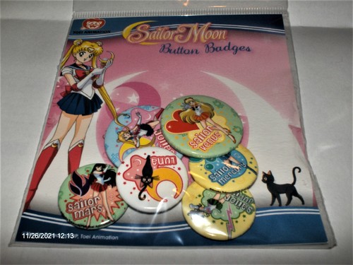 Sailor moon button - moon, badges