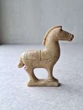 Chinesische geschnitzte Steinfigur