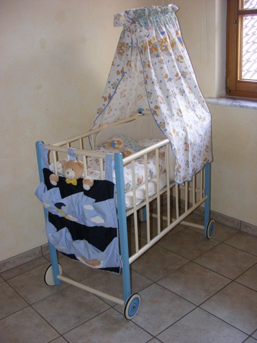 Süßes paidi babybettchen - paidi, aus