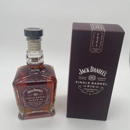 Jack daniel s - (71,42, daniel's