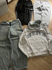 4 Teiliges Bekleidungspaket Gr.S-M Nike.Urban Classics und Review