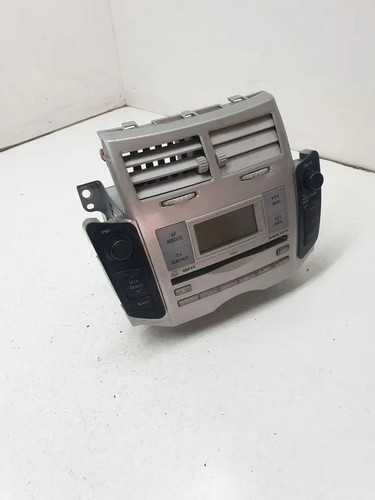 Toyota yaris - toyota,
