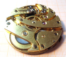 Antikes Sprungdeckel Taschenuhr Werk fes. Ankerwerk defekt U. OK D = 43 mm MS