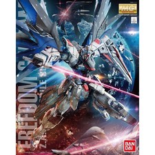 Bandai Gunpla MG 1/100 Model Kits Gundam Seed  Freedom Gundam Ver.2.0