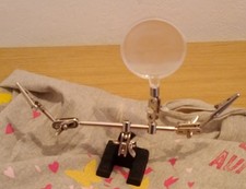 Antike Schreibtisch Lupe